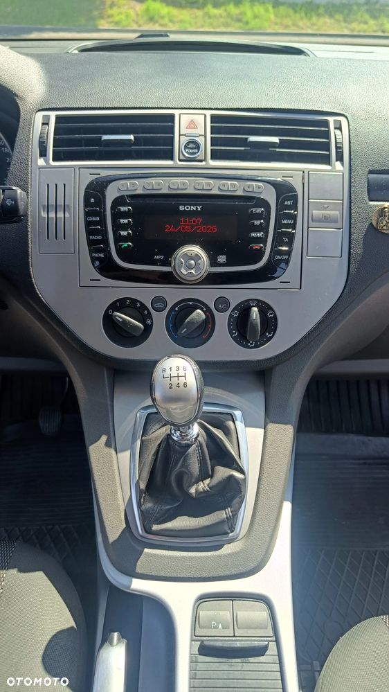 Ford Kuga 2.0 TDCi Titanium - 6