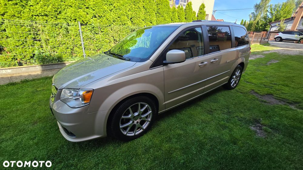Dodge Grand Caravan 3.6 R/T - 31