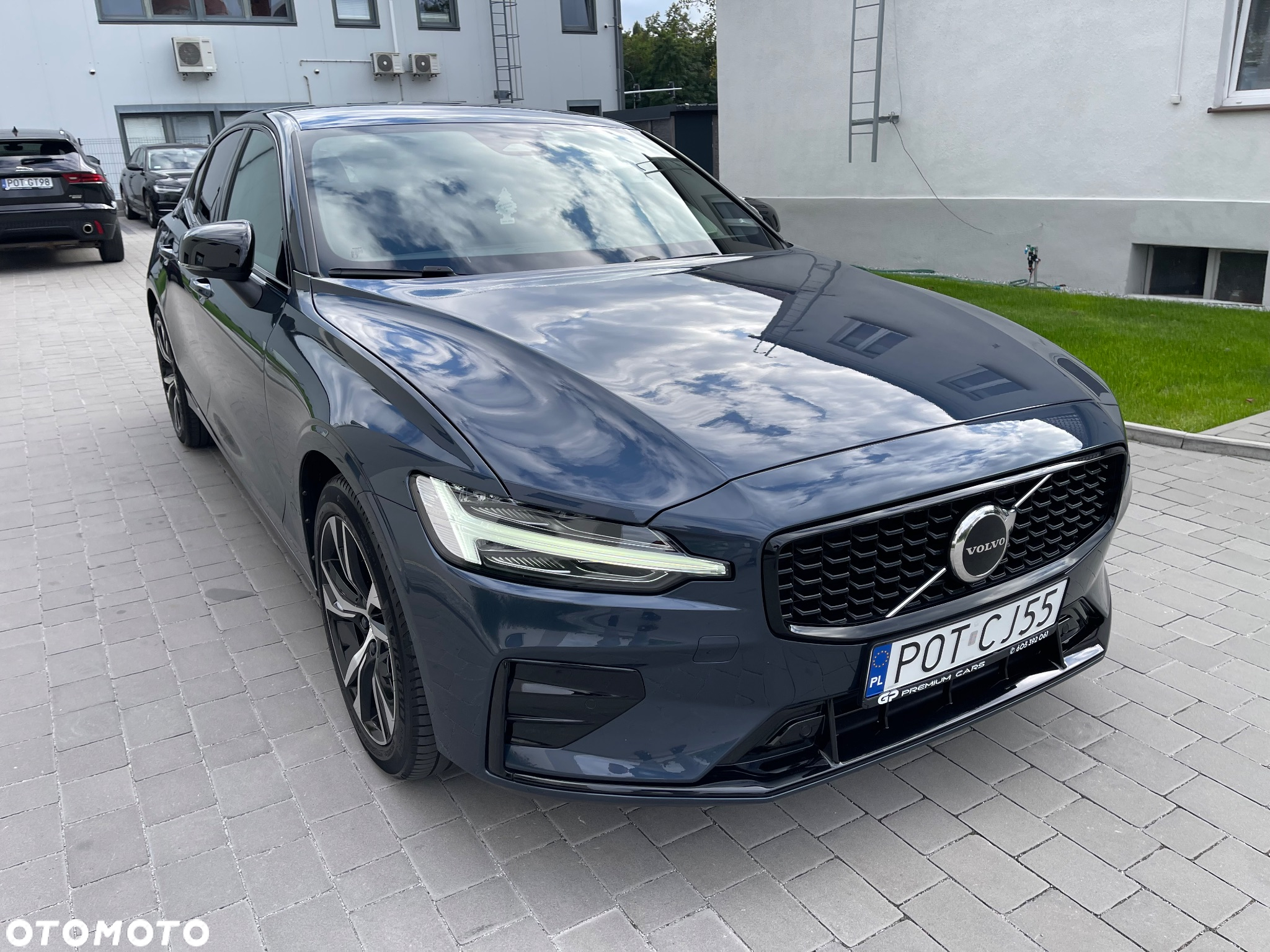 Volvo S60 B4 B Ultimate Dark - 14