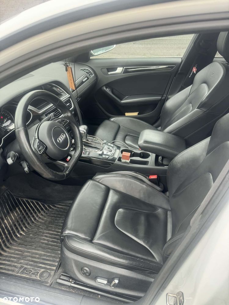 Audi A4 Avant 3.0 TDI clean diesel Quattro S tronic - 12
