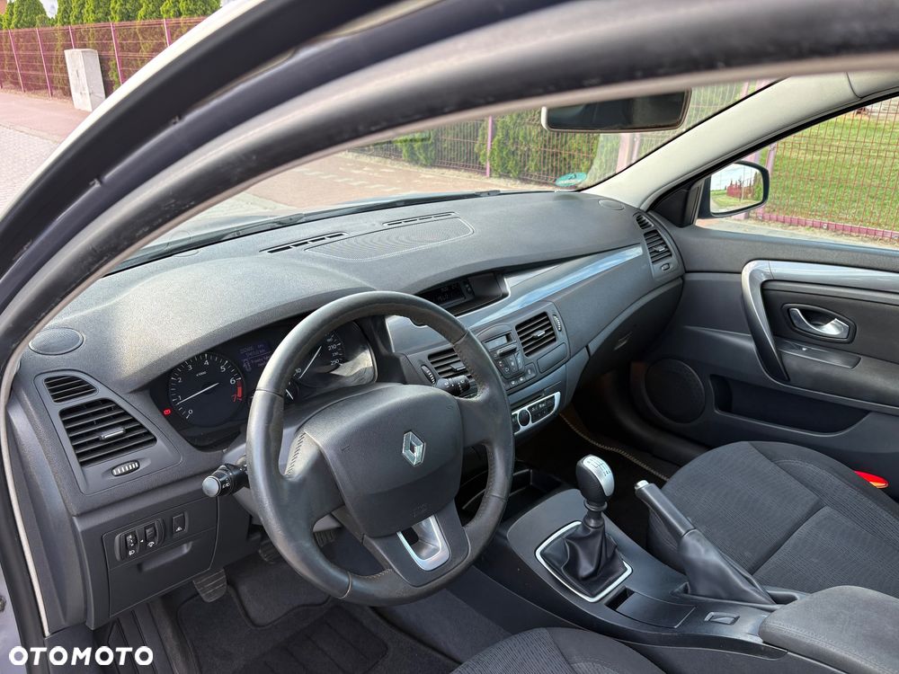 Renault Laguna - 13