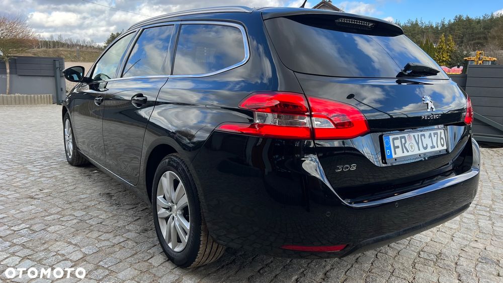 Peugeot 308 BlueHDi 130 EAT8 Stop & Start Allure Business-Paket - 7