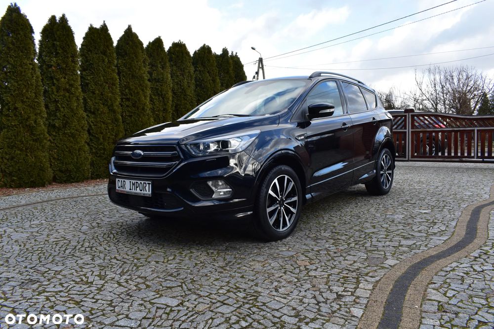 Ford Kuga 1.5 EcoBoost 2x4 ST-Line - 14