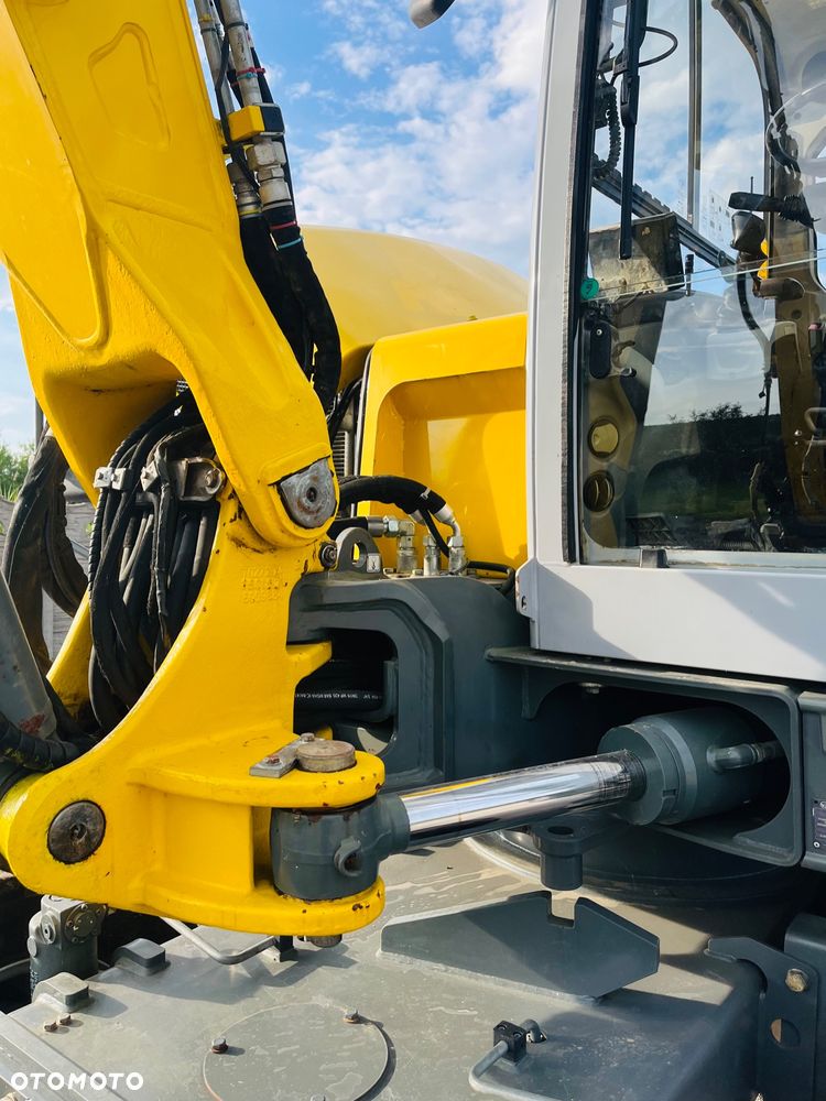 Wacker Neuson EW 100 / ROTOTILT / 4 Łyżki + Widły / Plug + Podpory / Sprowadzona / Koparka Kołowa - 11