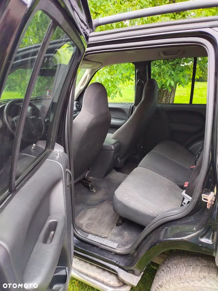 Jeep Liberty - 7