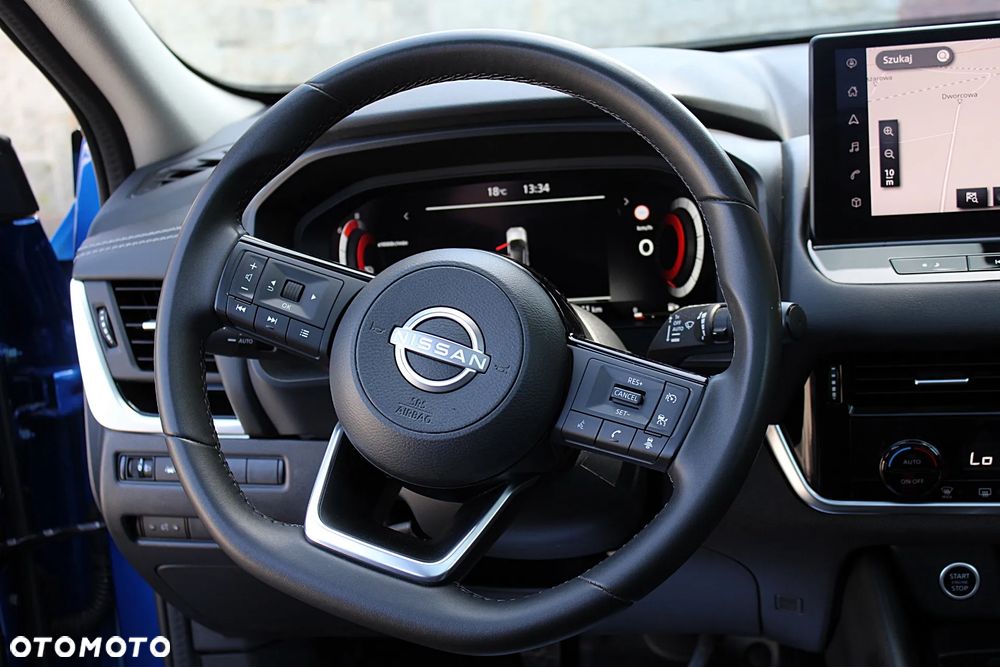 Nissan Qashqai 1.3 DIG-T N-Connecta - 22