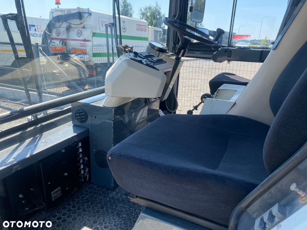 Iveco Ravo 540 Zamiatarka - 4