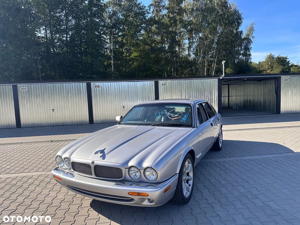 Jaguar XJR Standard - 4
