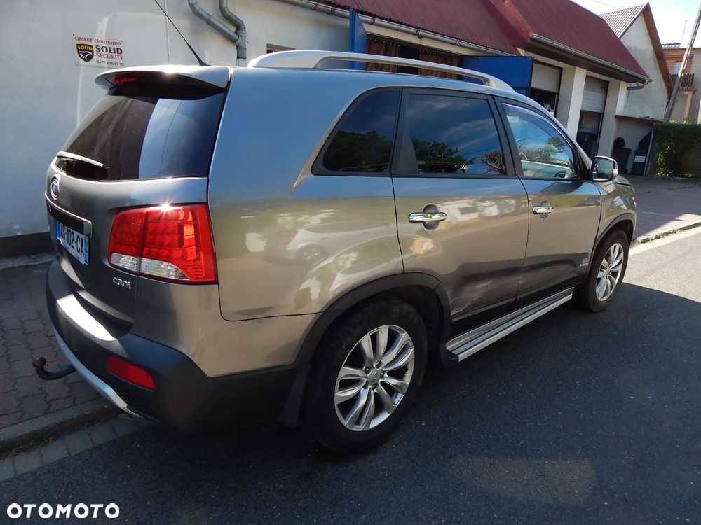 Kia Sorento 2.2 CRDI XL 7os - 6