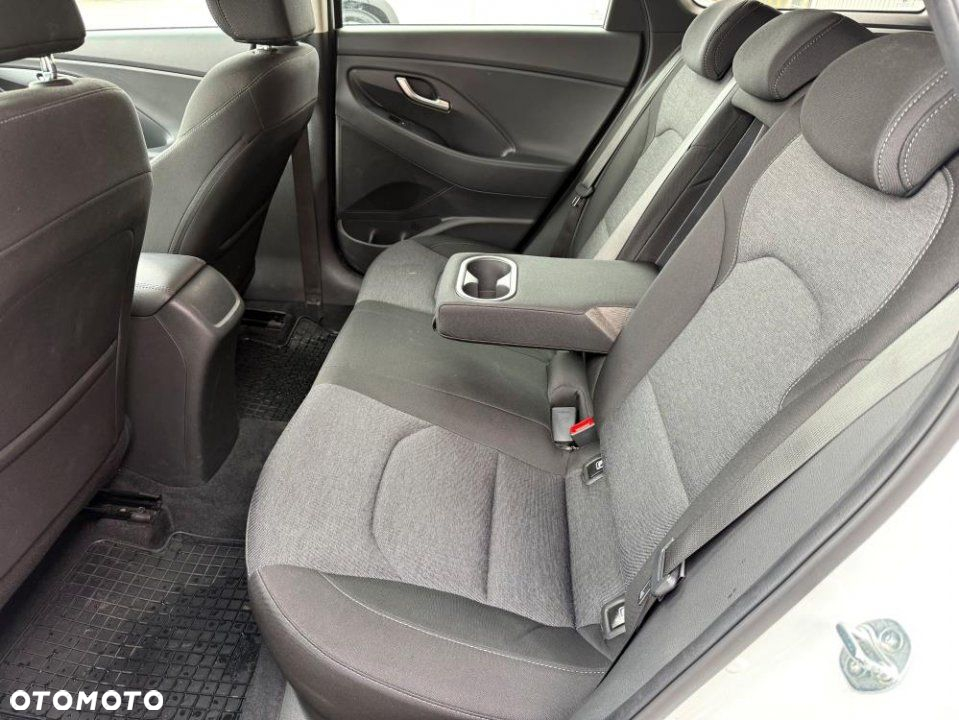 Hyundai i30 - 29