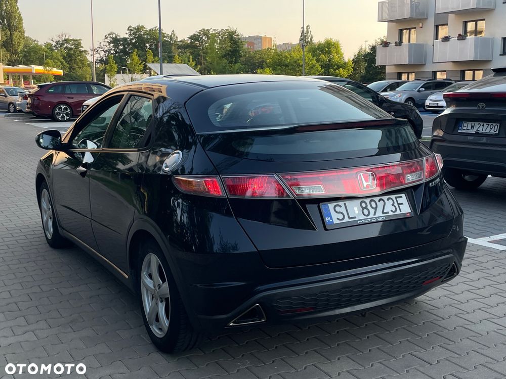 Honda Civic 1.8 Comfort - 12