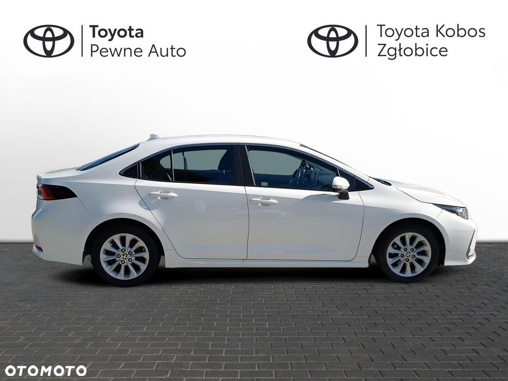 Toyota Corolla - 5