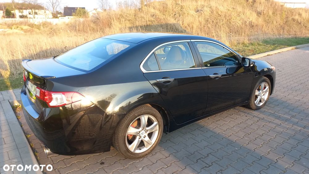 Honda Accord 2.0 Comfort - 16