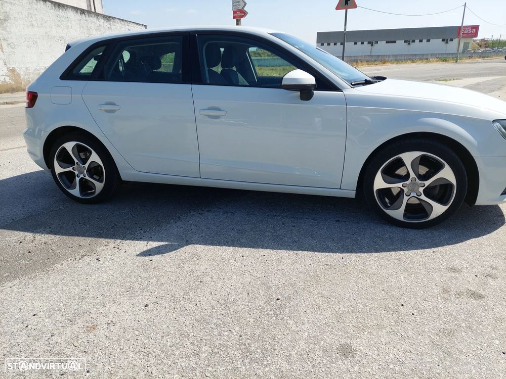 Audi A3 Sportback 1.6 TDI (clean diesel) Ambition - 8