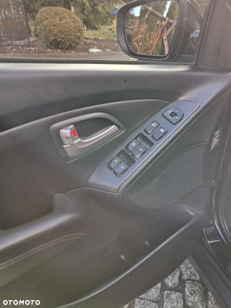 Hyundai ix35 1.7 CRDi Comfort 2WD - 11