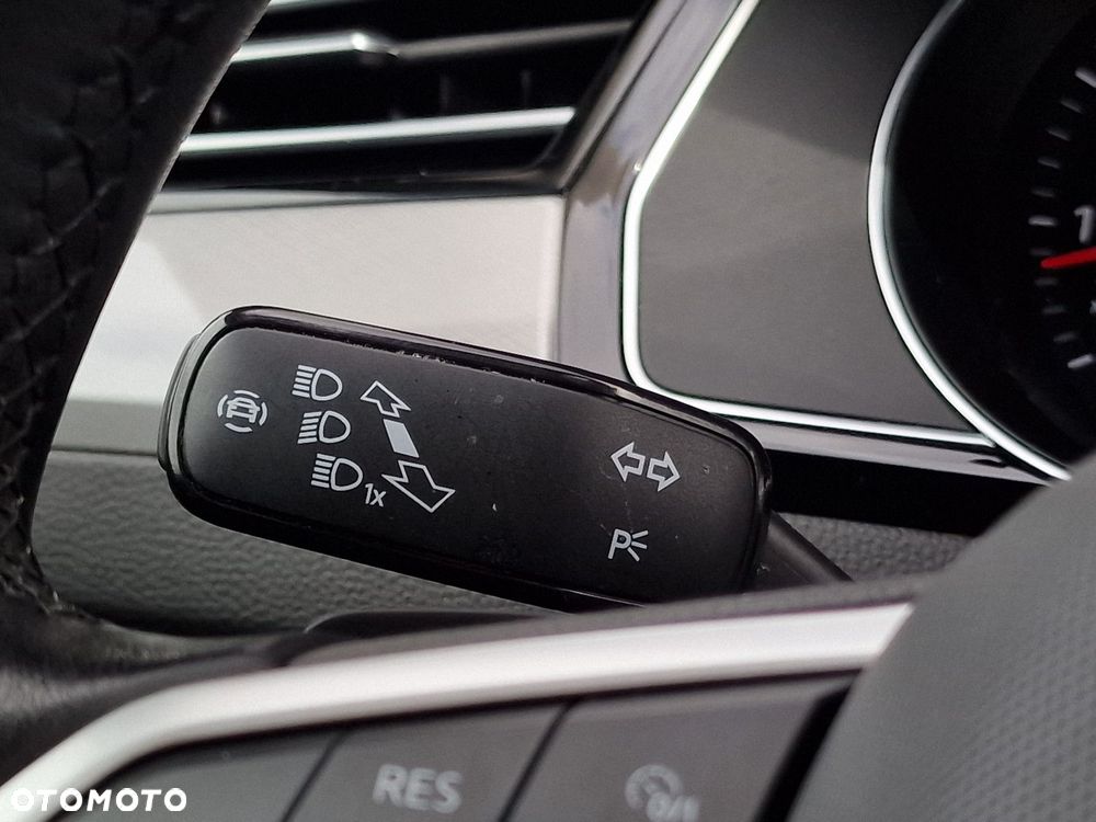 Volkswagen Passat Variant - 31