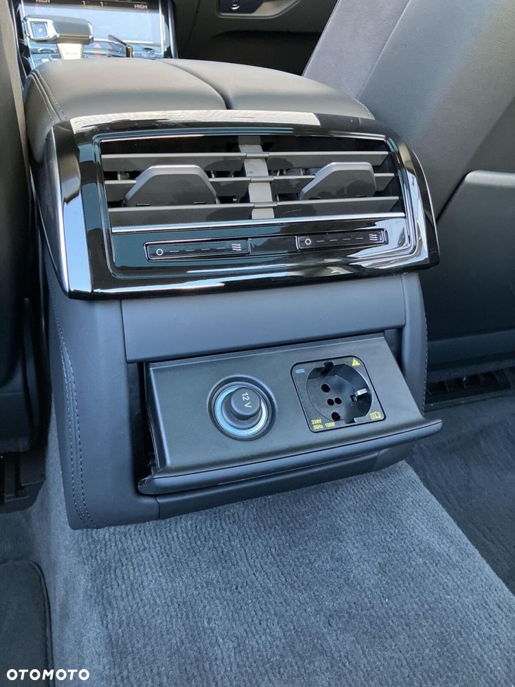 Audi A8 - 17