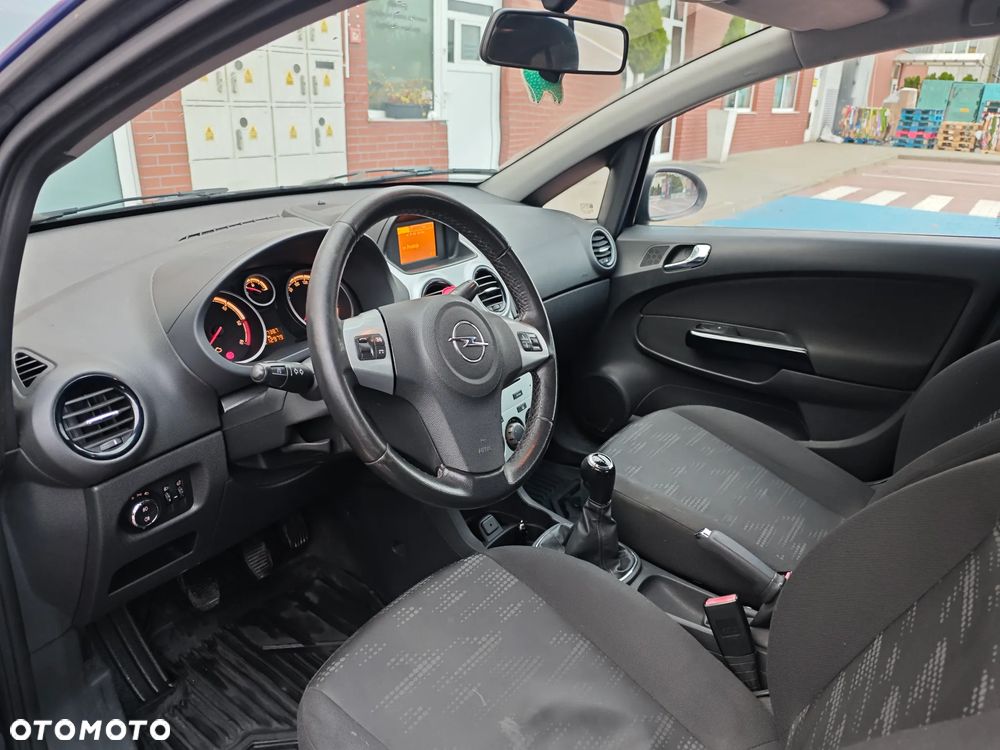 Opel Corsa - 11