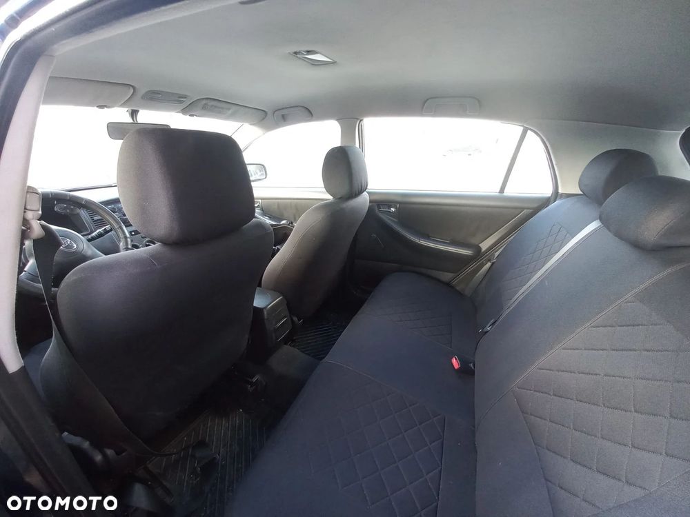 Toyota Corolla - 9