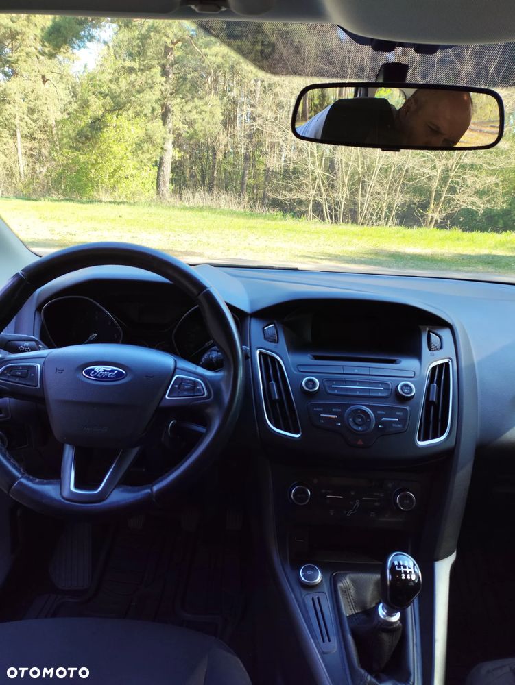Ford Focus 1.6 TDCi Edition - 10