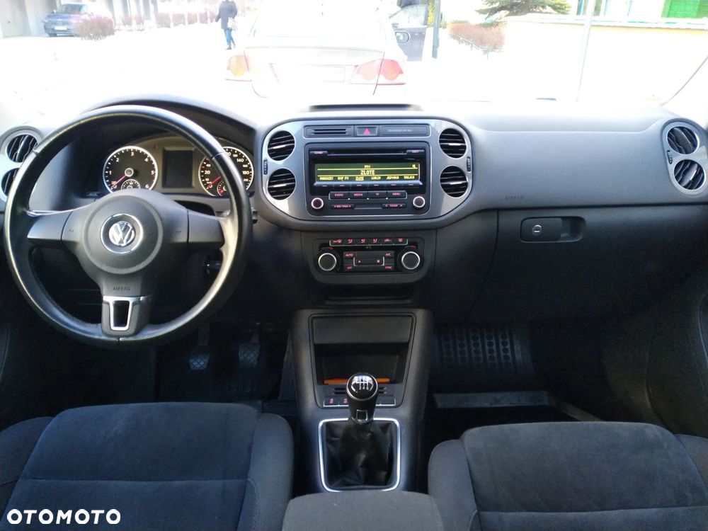 Volkswagen Tiguan - 22
