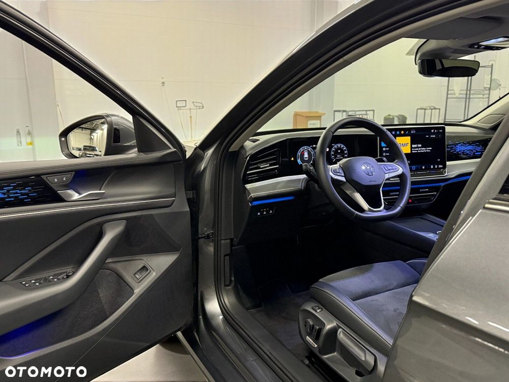 Volkswagen Passat 2.0 TSI Business Plus DSG - 22