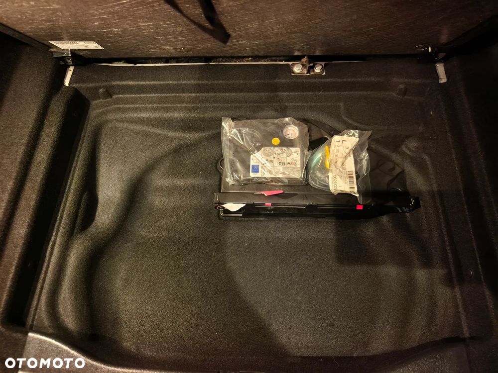 Mercedes-Benz Klasa A 200 d 7G-DCT AMG Line - 17