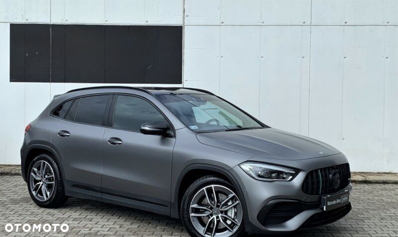 Mercedes-Benz GLA - 1