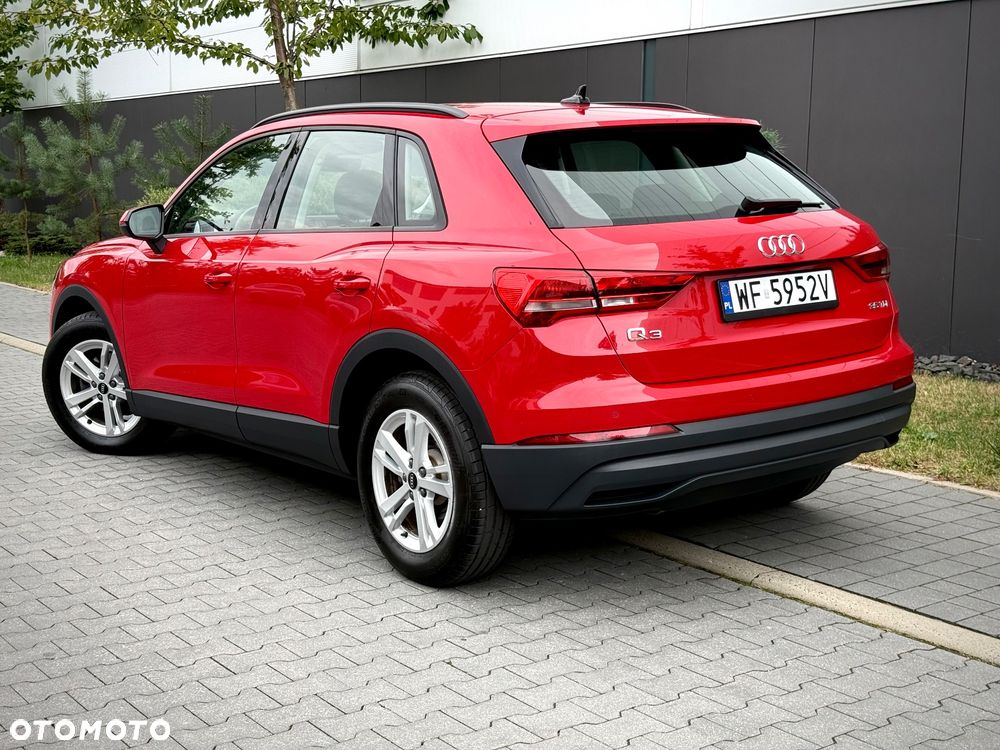 Audi Q3 2021 photo 4