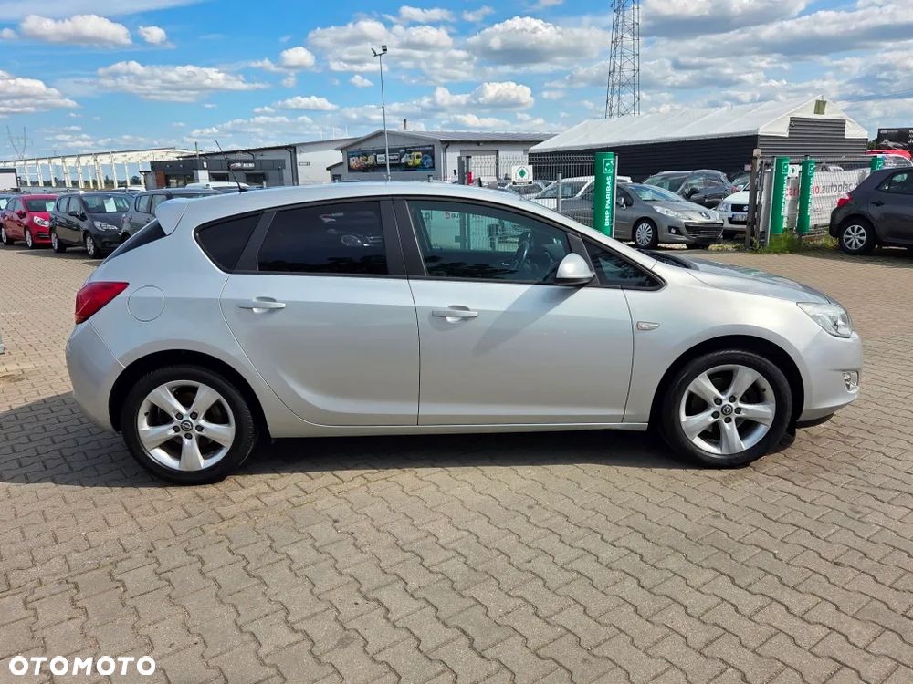 Opel Astra 1.7 CDTI DPF ecoFLEX Start/Stop Edition - 4