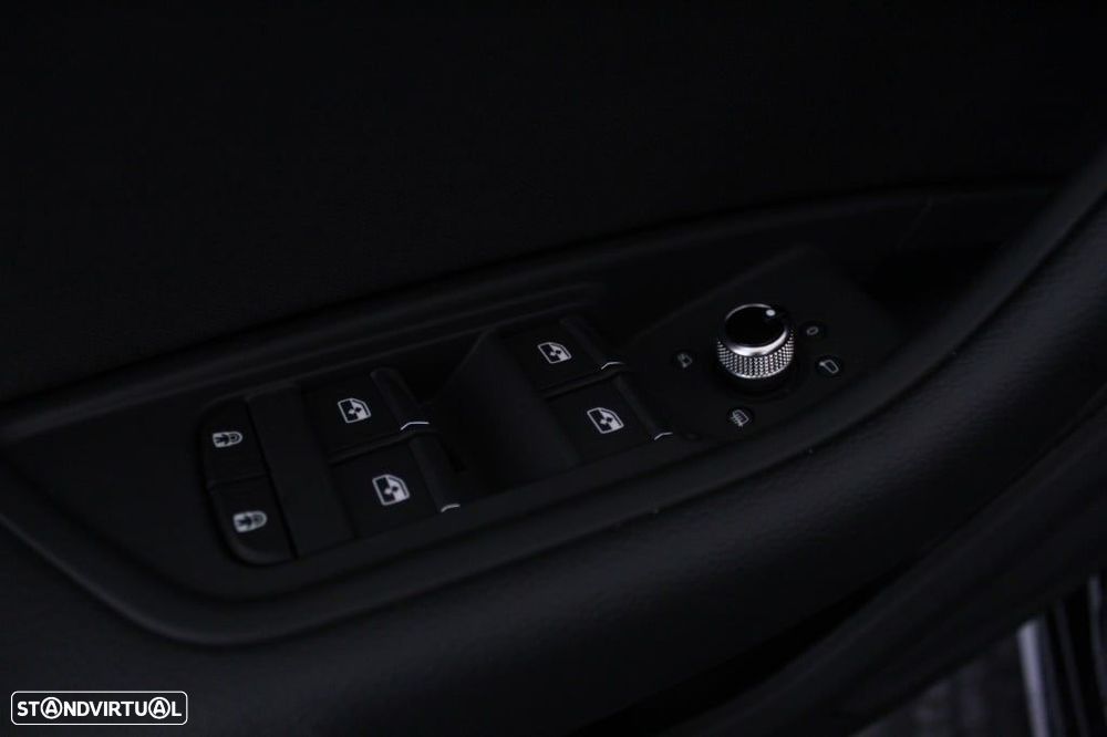 Audi A4 Avant 35 TDI S line S tronic - 20