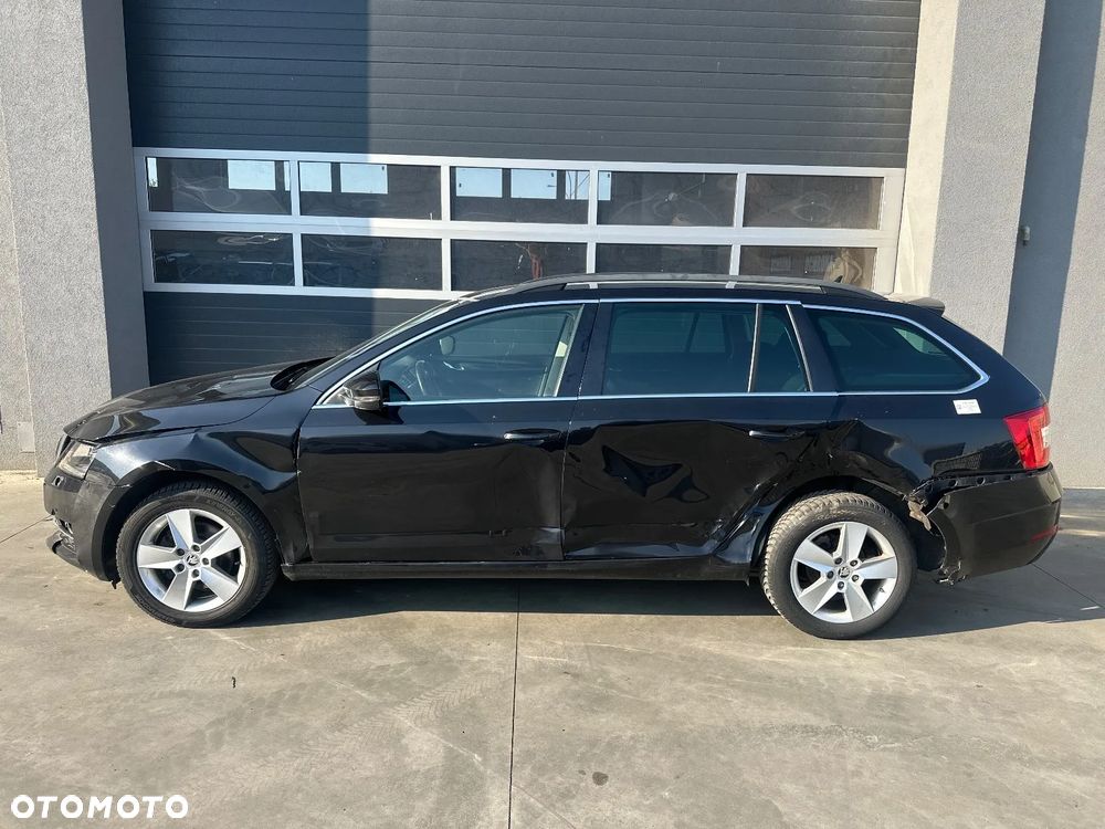 Skoda Octavia 2.0 TDI Style - 14