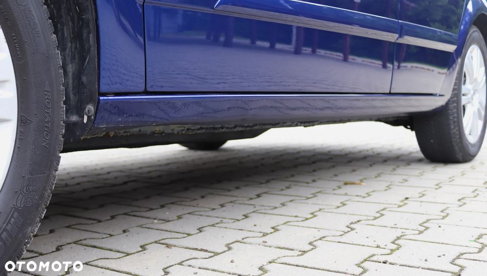 Opel Astra 1.6 Easytronic Innovation 110 Jahre - 12