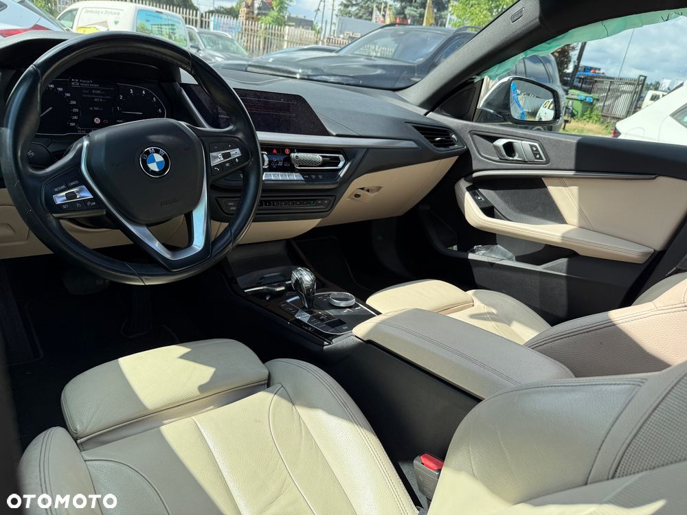 BMW Seria 2 225i xDrive Sport Line - 24