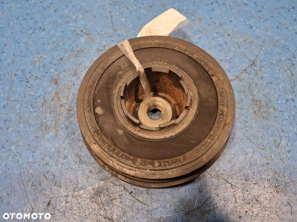 BMW E46 2.0D 320D  KOŁO PASOWE - 10