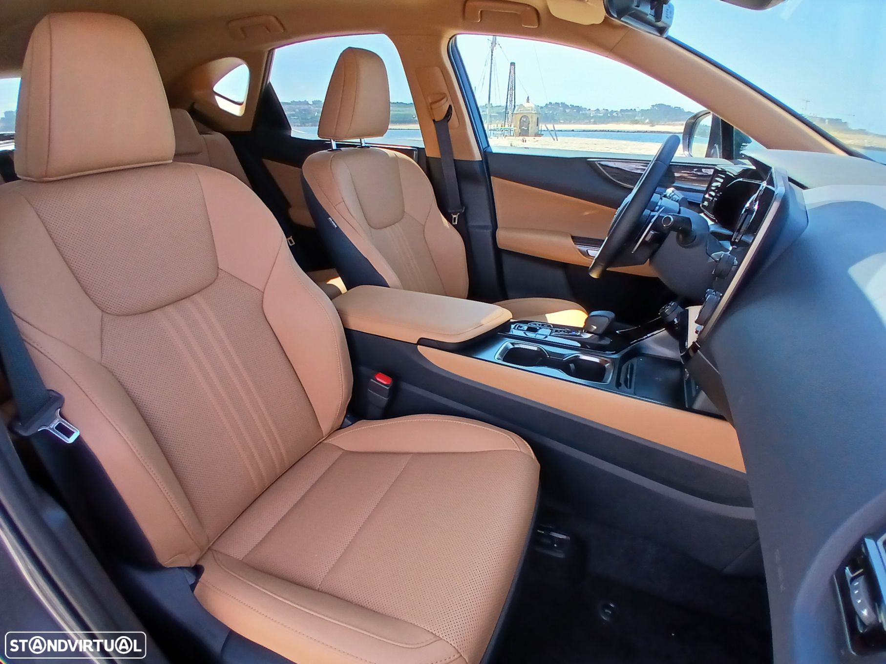 Lexus NX 450h+ - 12