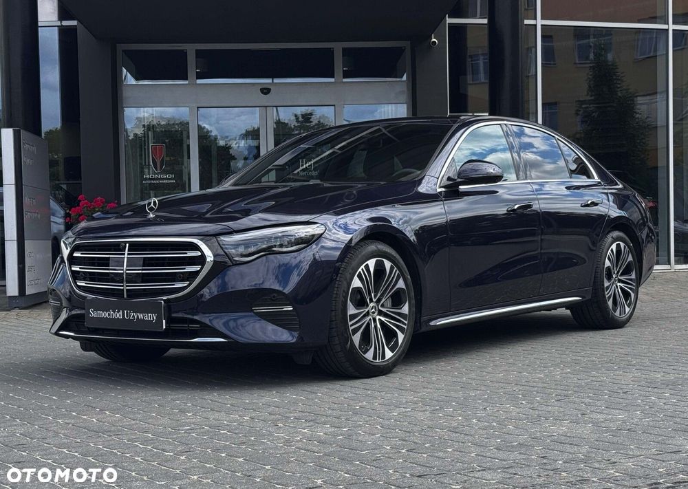 Mercedes-Benz Klasa E 220 d mHEV 4-Matic Exclusive 9G-Tronic - 2