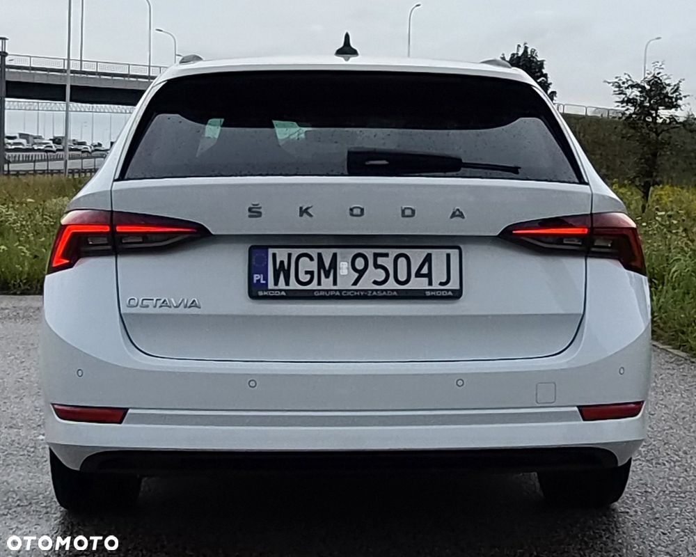 Skoda Octavia 2.0 TDI Style DSG - 10
