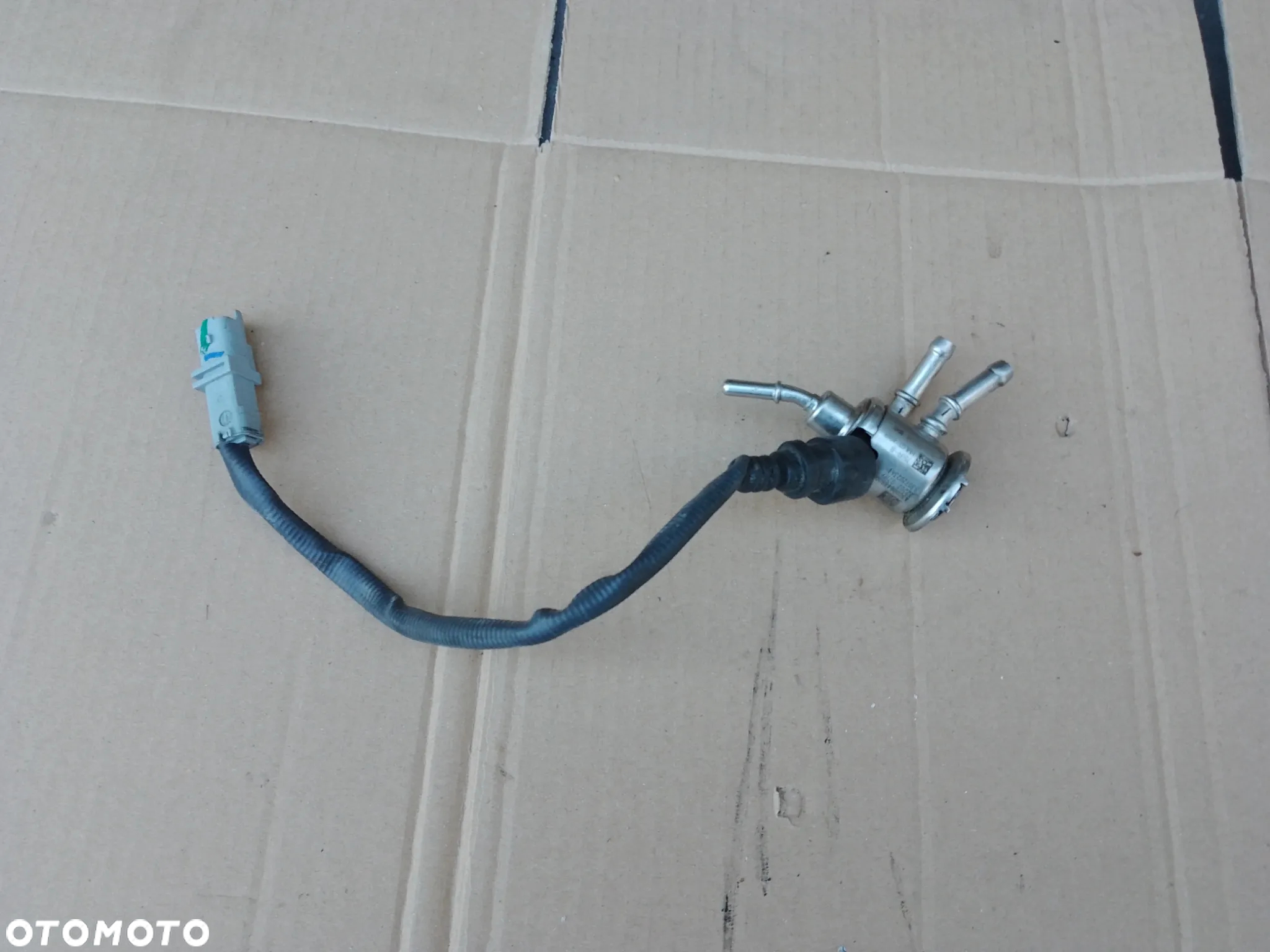 Wtryskiwacz płynu AdBlue Renault 2.0 BLUE DCi A3C0064880000 - 2