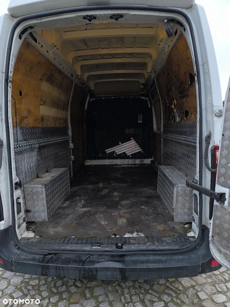 Renault Master - 18