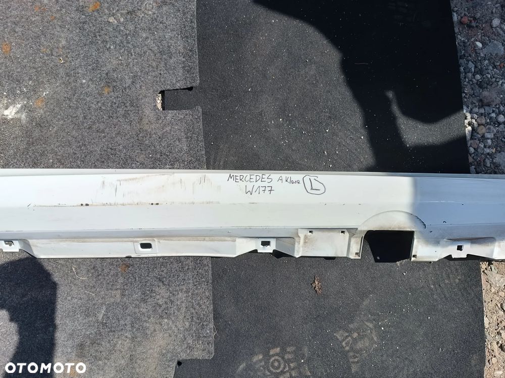 LISTWA PROGOWA LEWA MERCEDES A KLASA W177 - 2