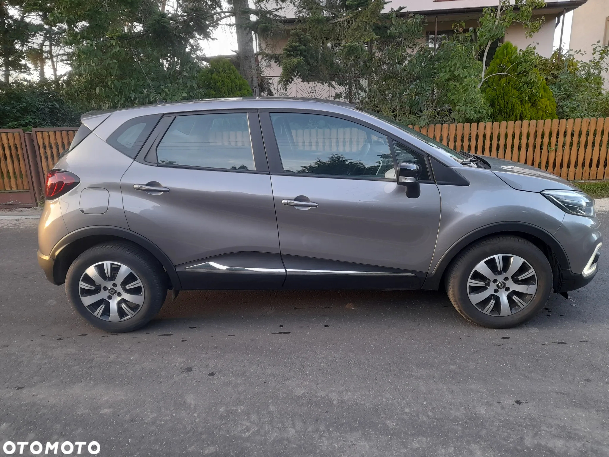 Renault Captur - 5