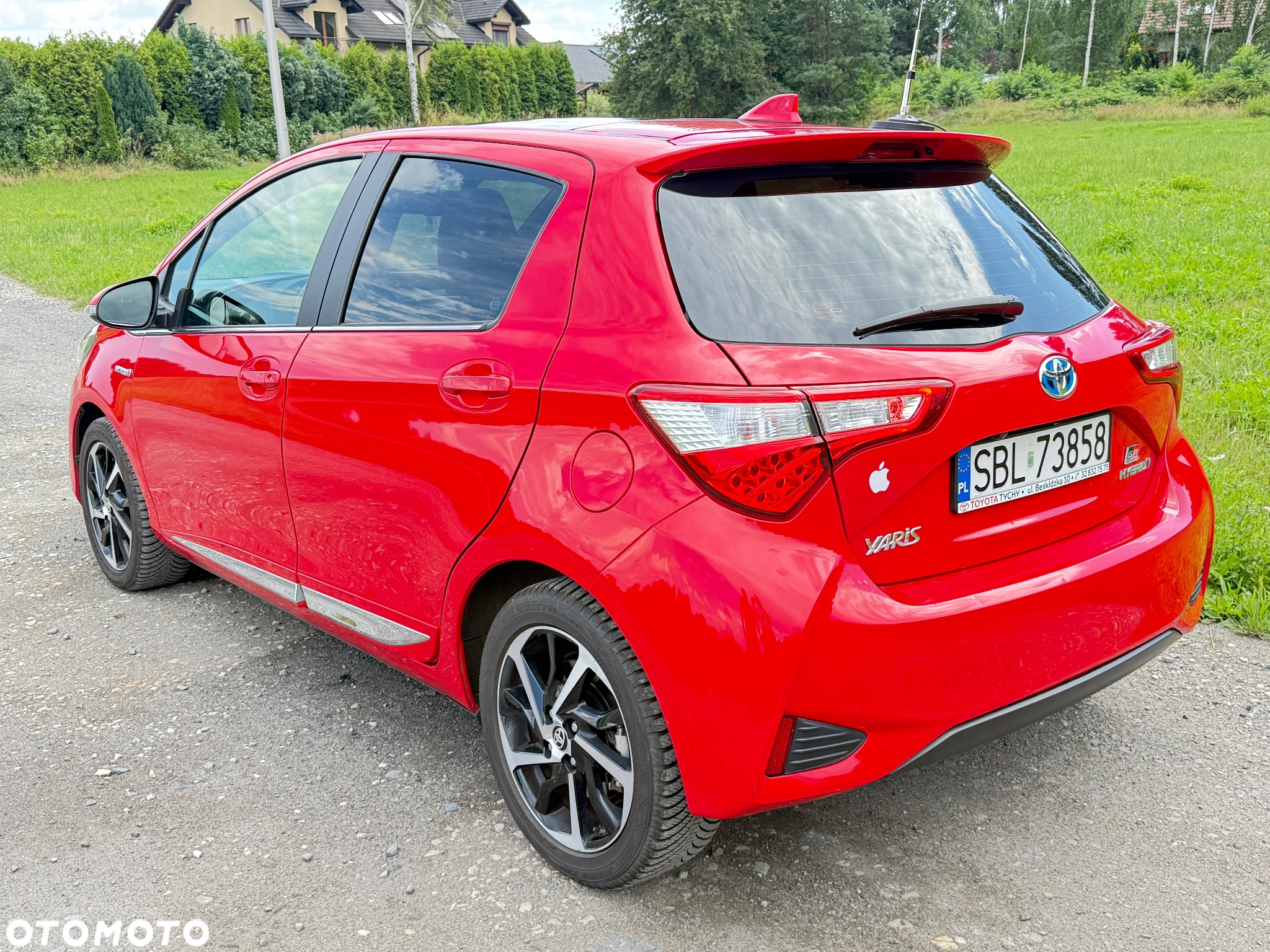 Toyota Yaris Hybrid 100 GR Sport - 17