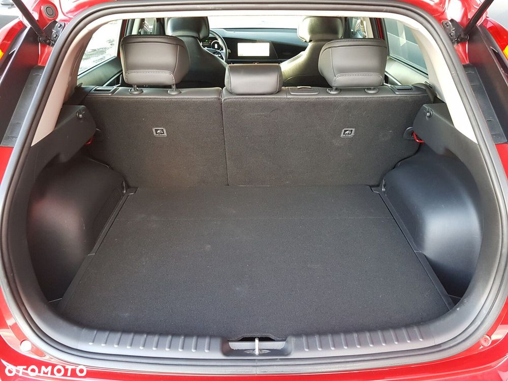 Kia Niro e-Niro 64kWh M - 31