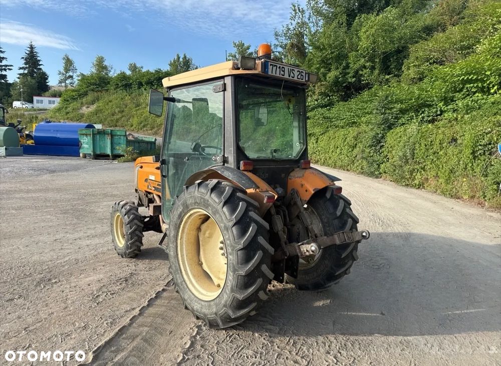 Renault Dionis 130 - 2