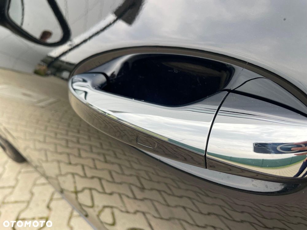 Mercedes-Benz CLA 200 AMG Line 7G-DCT - 14