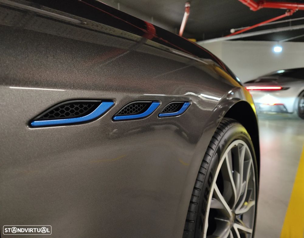 Maserati Ghibli Hybrid GranSport - 17
