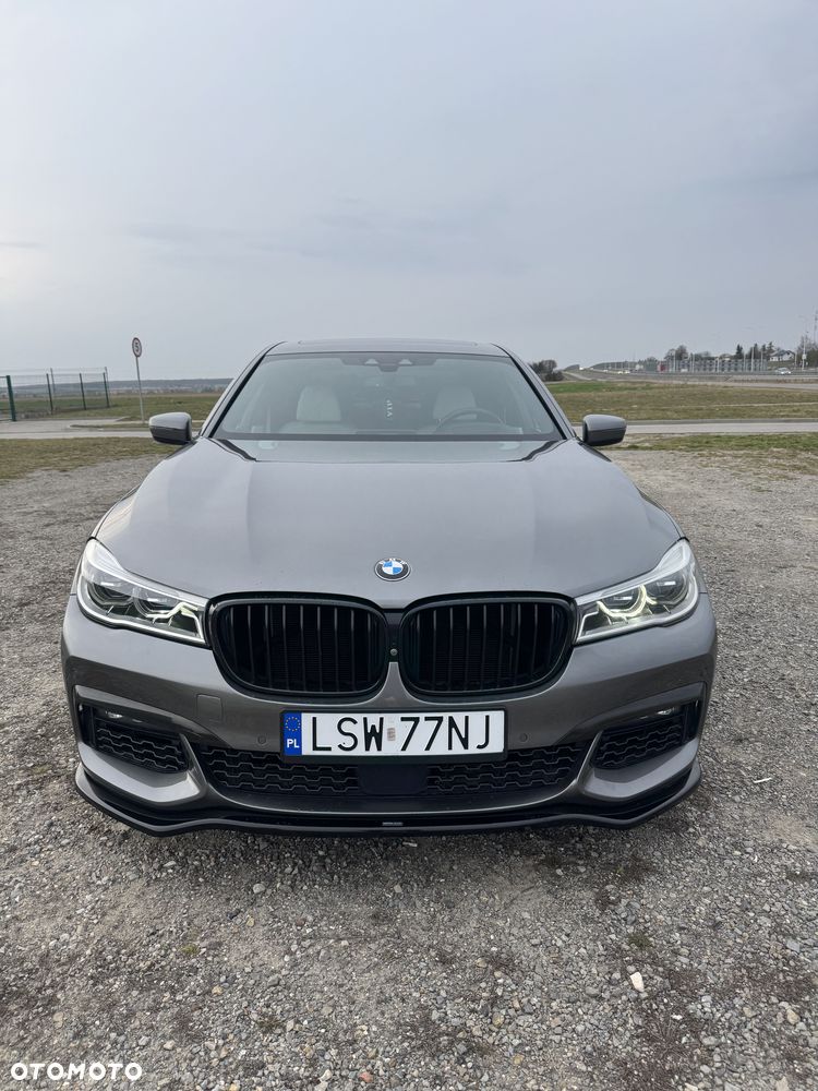 BMW Seria 7 750Li xDrive - 2