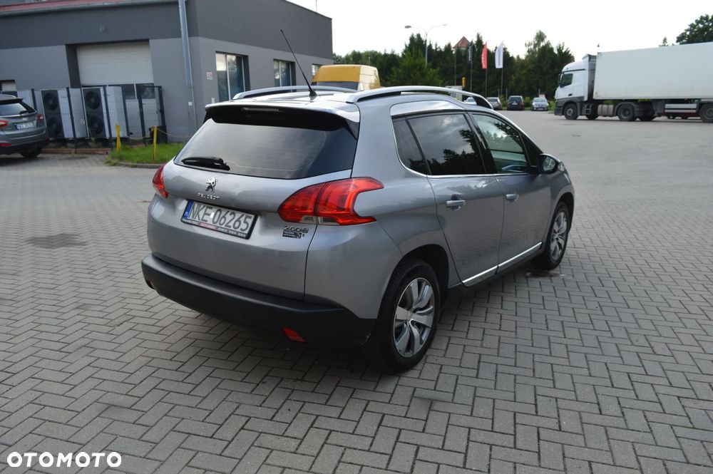 Peugeot 2008 1.6 VTi Allure - 9