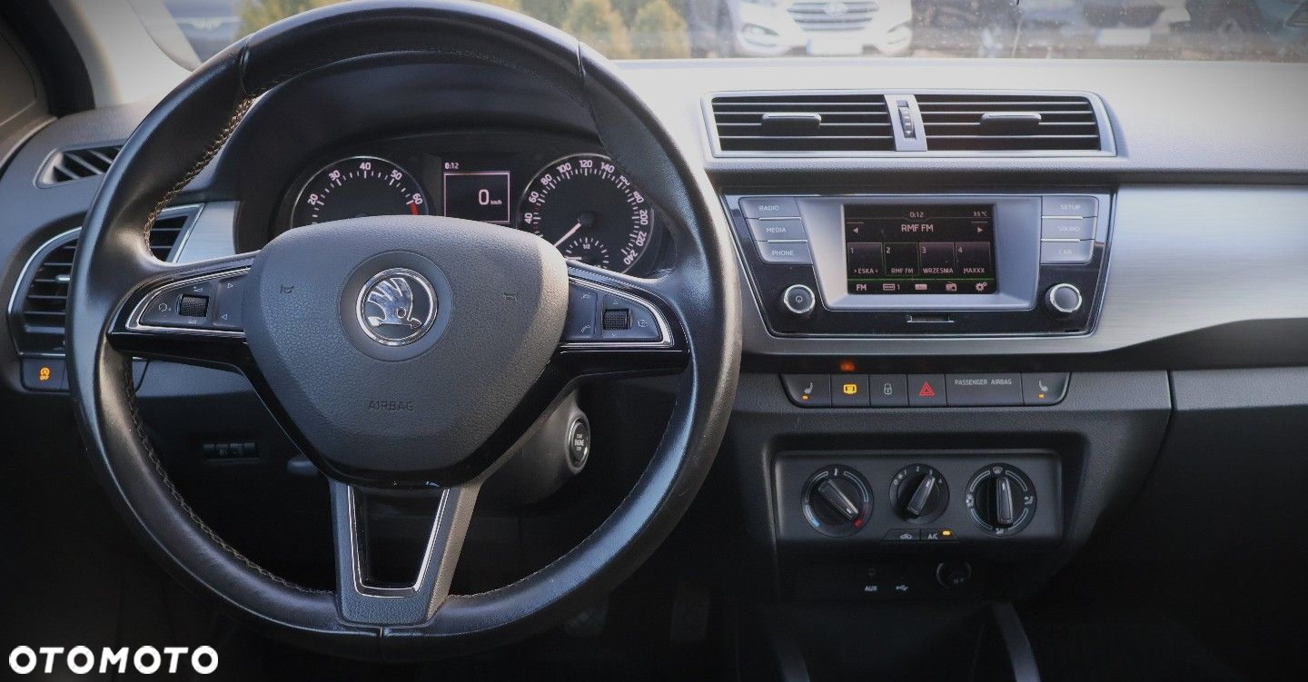 Skoda Fabia - 12